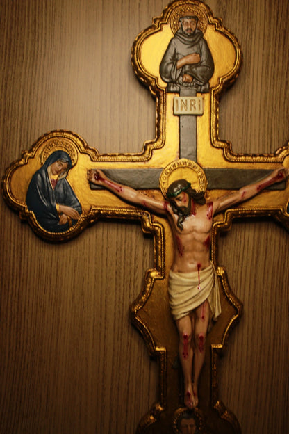Crucifixo Franciscano Chagado de Resina
